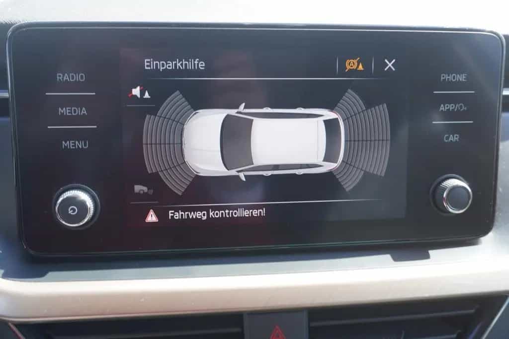 Skoda Scala 1.0 TSI Style LED ACC Totwinkel Keyless-Go 05/2019-photo-21