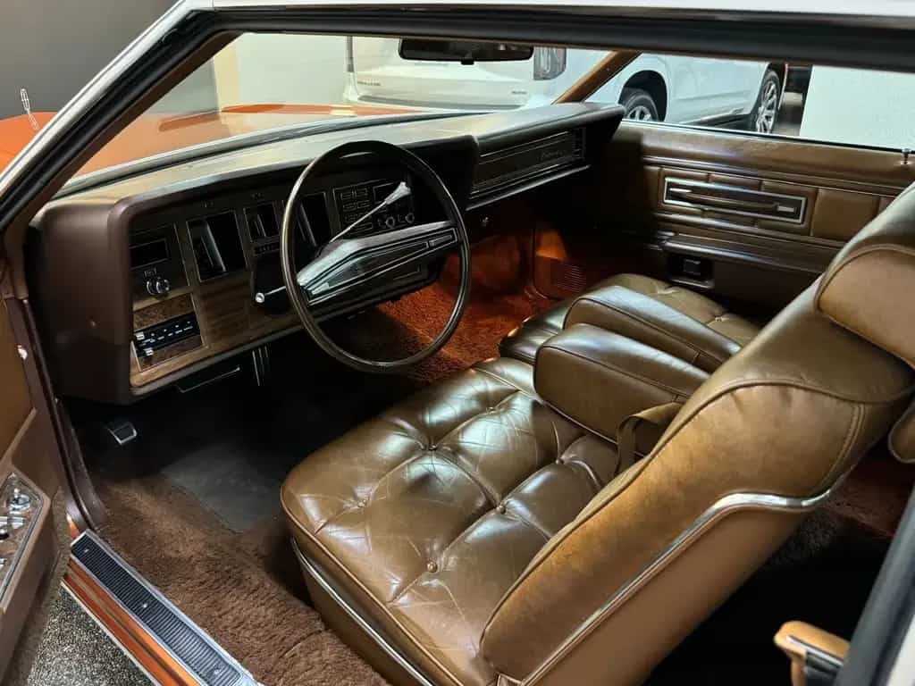 Lincoln Continental MARK IV COUPE 06/1972-photo-24