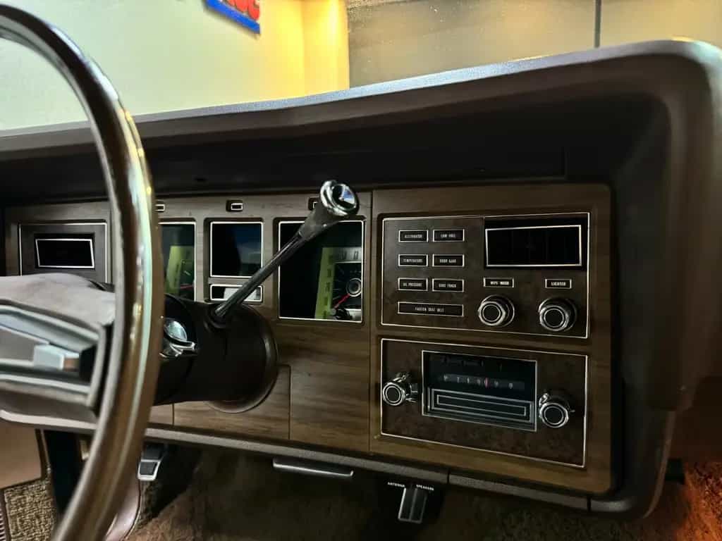 Lincoln Continental MARK IV COUPE 06/1972-photo-27