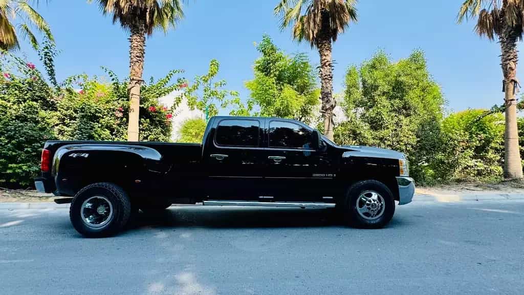 Chevrolet Silverado 3500HD*V8*LUFT*4X4*LEDER*NAVI*AHK*1HAND*CARFAX 12/2009-photo-12