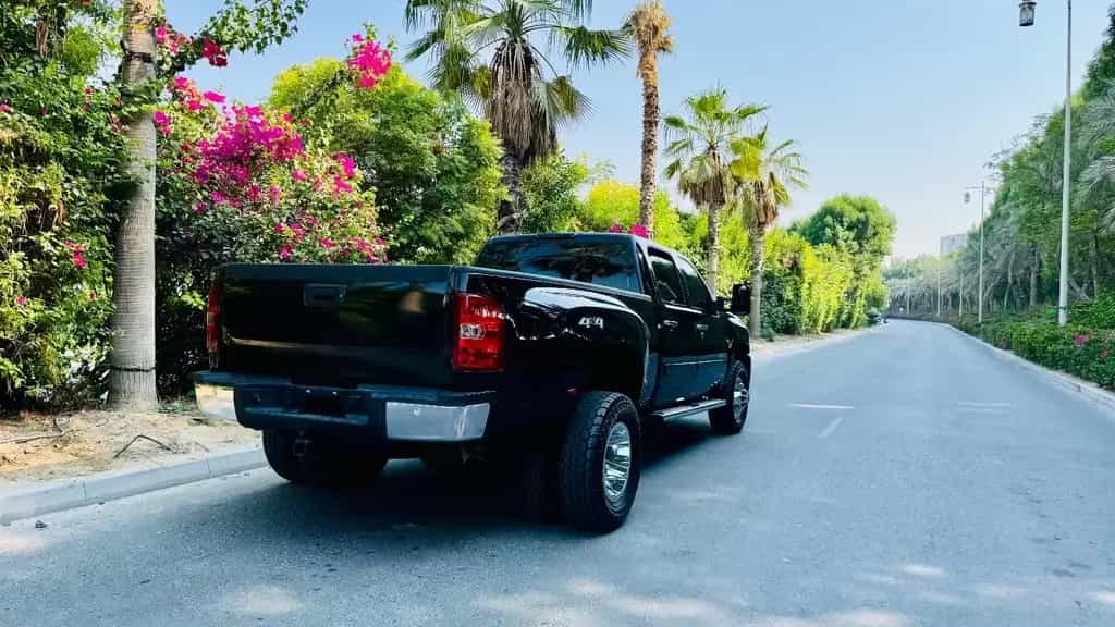 Chevrolet Silverado 3500HD*V8*LUFT*4X4*LEDER*NAVI*AHK*1HAND*CARFAX 12/2009-photo-15