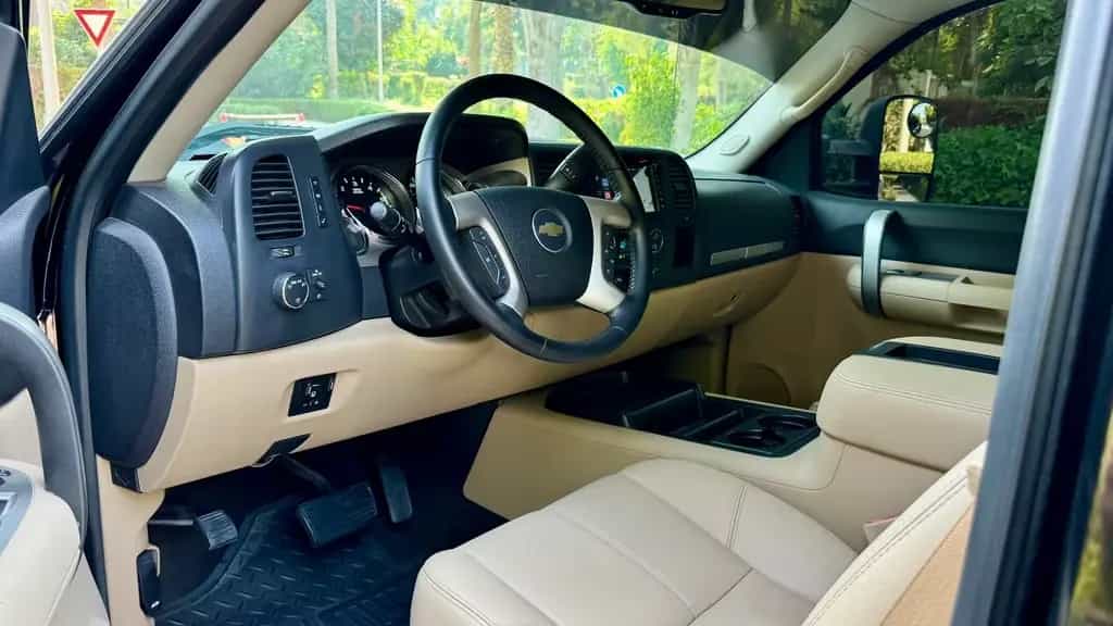 Chevrolet Silverado 3500HD*V8*LUFT*4X4*LEDER*NAVI*AHK*1HAND*CARFAX 12/2009-photo-37