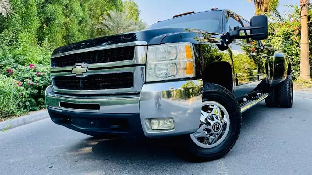 Chevrolet Silverado 3500HD*V8*LUFT*4X4*LEDER*NAVI*AHK*1HAND*CARFAX 12/2009-photo-4