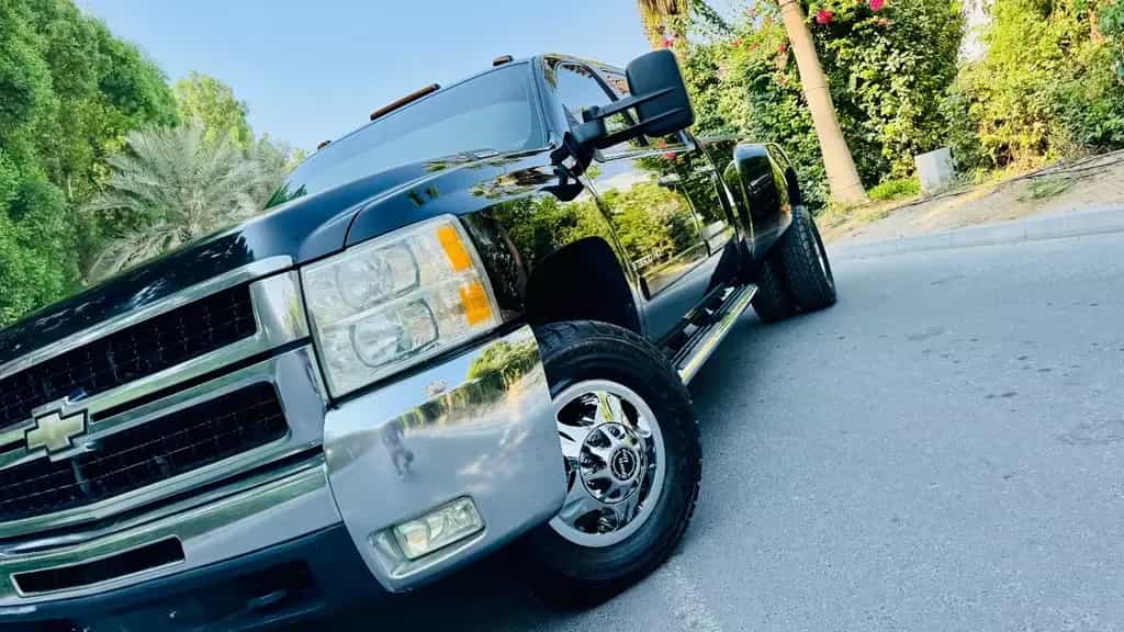 Chevrolet Silverado 3500HD*V8*LUFT*4X4*LEDER*NAVI*AHK*1HAND*CARFAX 12/2009-photo-5