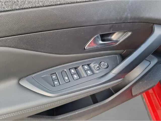 Peugeot 408 130 PureTech Allure Pack EAT8 Navi LED 09/2023-photo-12