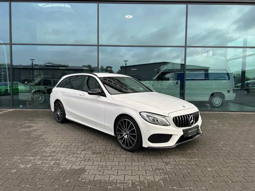 Mercedes-Benz C 200 C200 T AMG-Line Night LED Kamera Burmester 19" 11/2017-photo-2