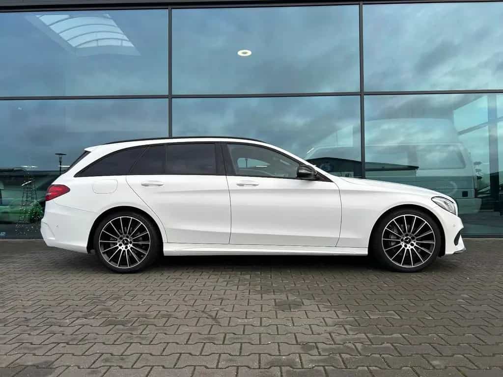 Mercedes-Benz C 200 C200 T AMG-Line Night LED Kamera Burmester 19" 11/2017-photo-31