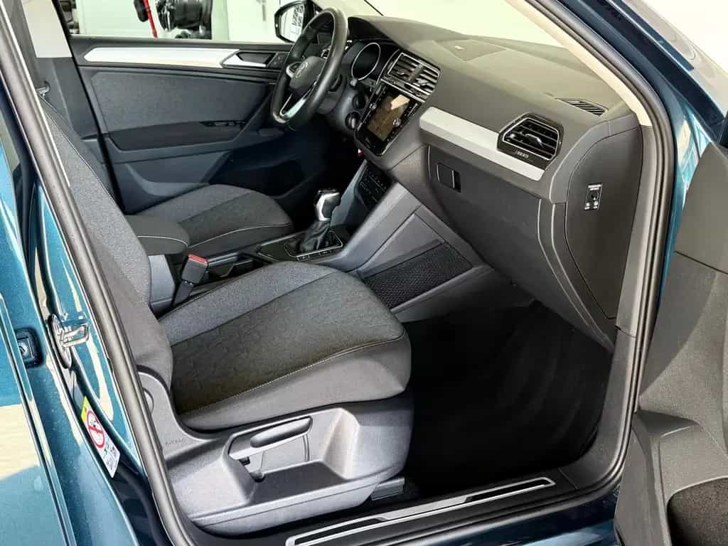 Volkswagen Tiguan 1.5 TSI Move AHK R-Kamera ACC Navi 06/2023-photo-12