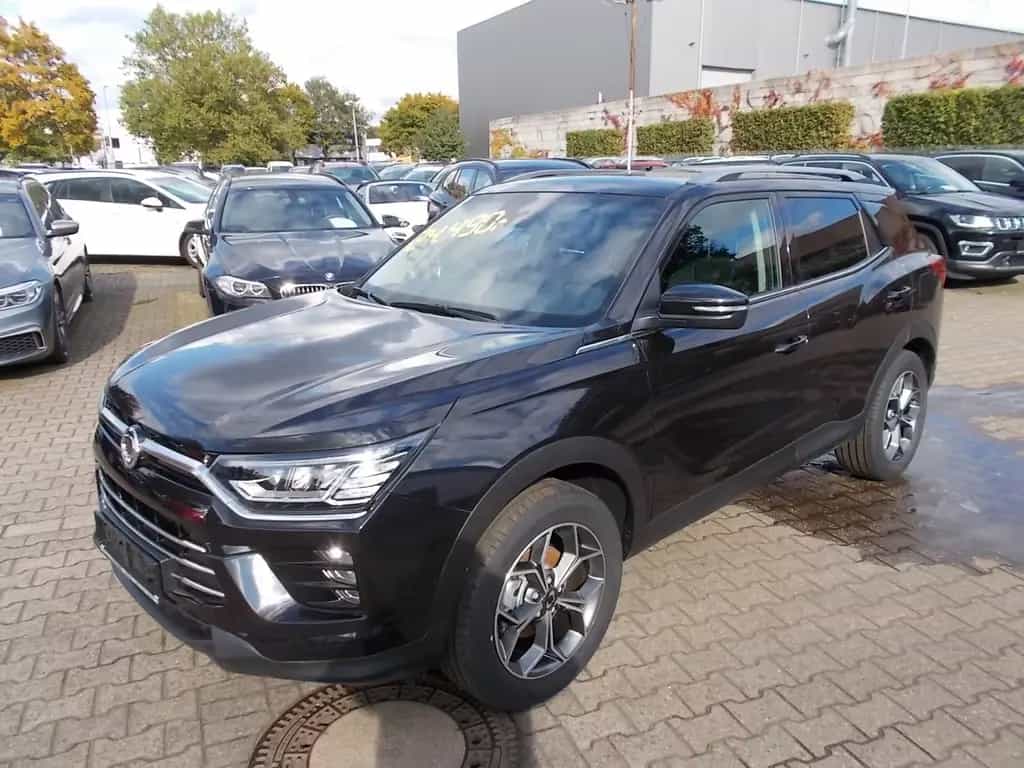 Ssangyong Korando Style 1.5 T, LED Scheinwerfer, Aluf. 18" 01/2023-photo-0