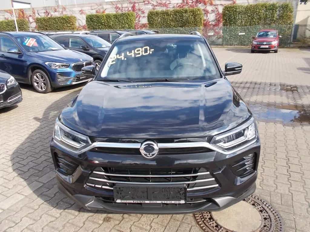 Ssangyong Korando Style 1.5 T, LED Scheinwerfer, Aluf. 18" 01/2023-photo-1