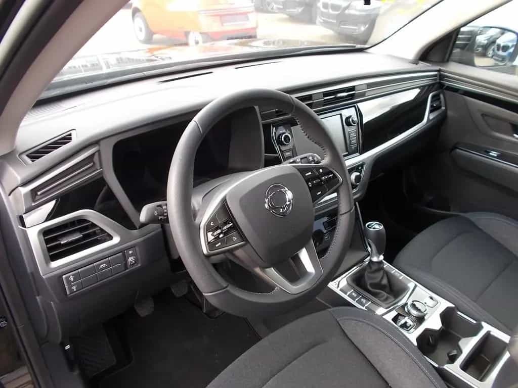 Ssangyong Korando Style 1.5 T, LED Scheinwerfer, Aluf. 18" 01/2023-photo-16