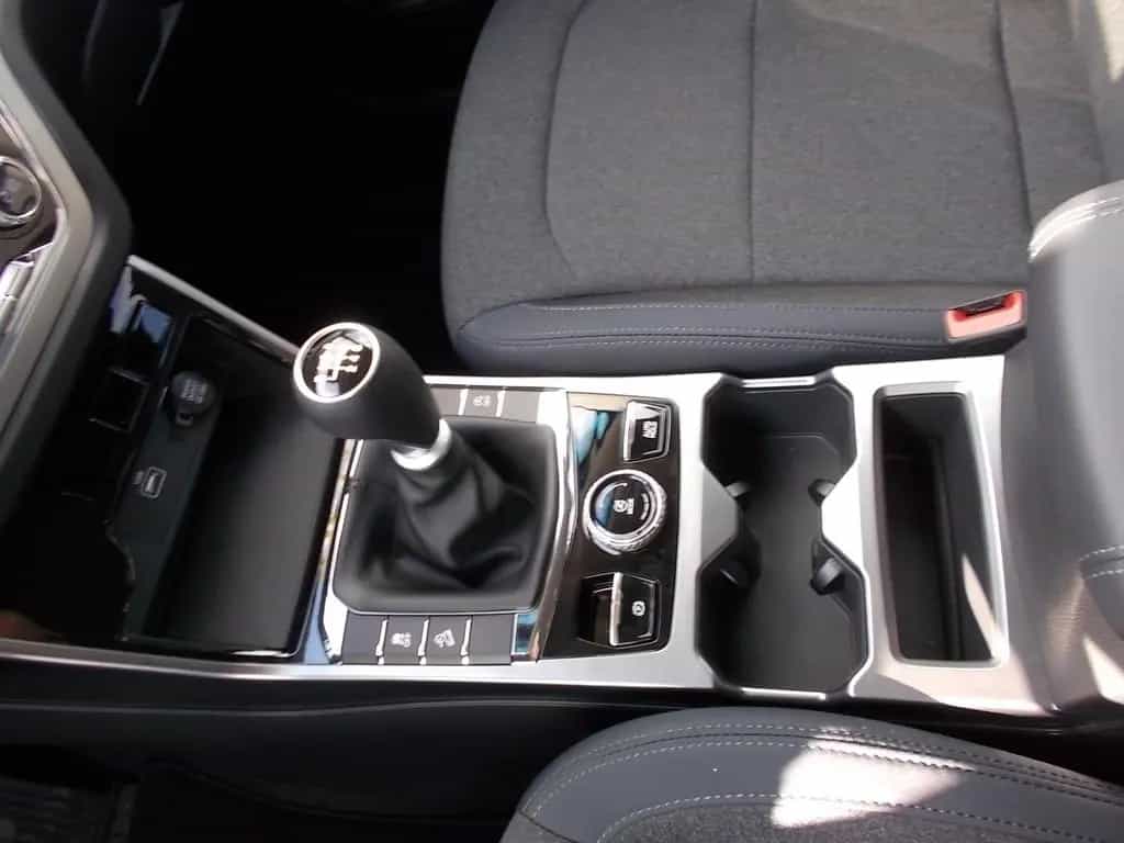 Ssangyong Korando Style 1.5 T, LED Scheinwerfer, Aluf. 18" 01/2023-photo-24