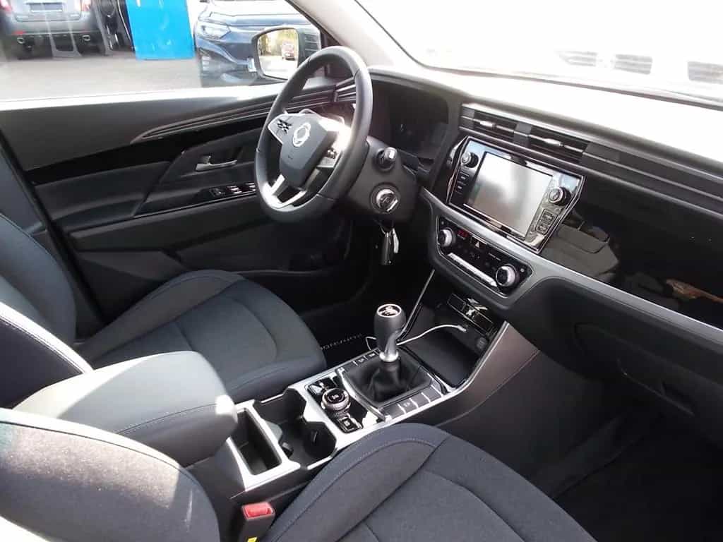 Ssangyong Korando Style 1.5 T, LED Scheinwerfer, Aluf. 18" 01/2023-photo-29