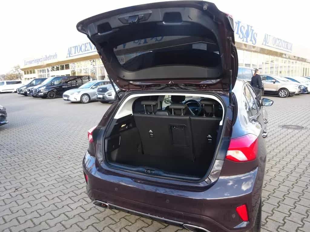 Ford Focus 150PS Autm. Vignale B&O Pano Navi LED 06/2018-photo-11