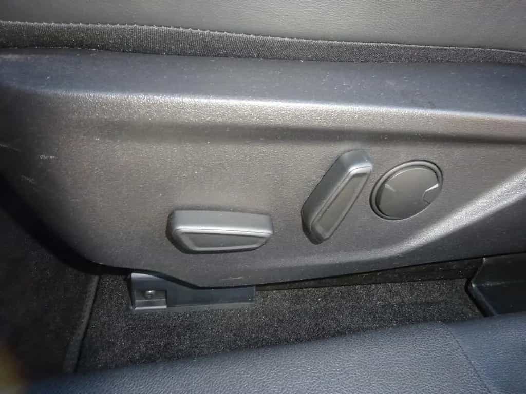 Ford Focus 150PS Autm. Vignale B&O Pano Navi LED 06/2018-photo-25