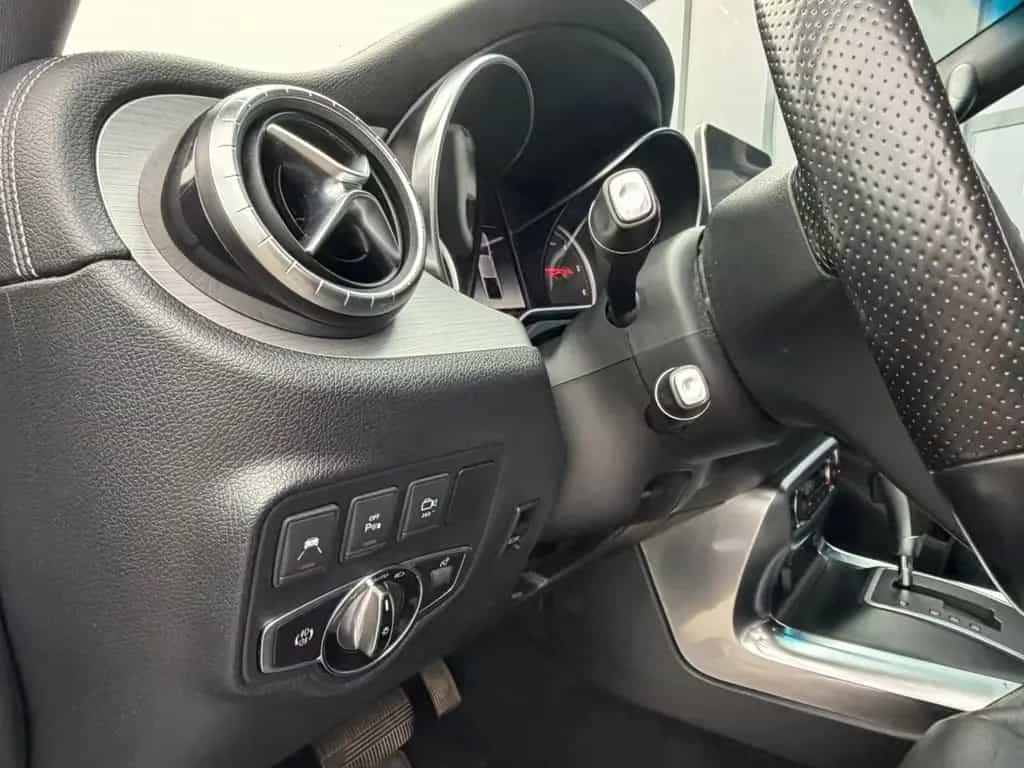 Mercedes-Benz X-Class 250 d 4MATIC Aut. POWER EDITION Leder 04/2018-photo-3