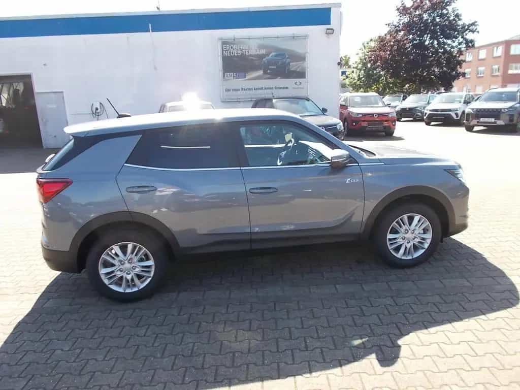 Ssangyong Korando Amber 1.5 T, 6-Gang SHZ Kamera PDC 01/2025-photo-3