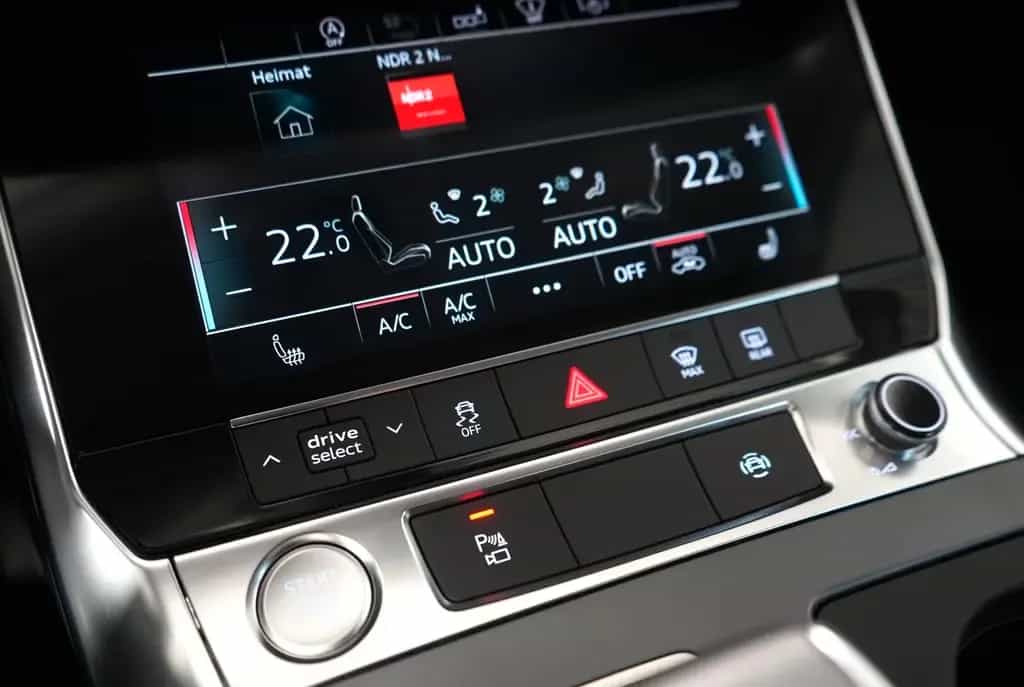 Audi A6 Avant 40 2.0 TDI *MATRIX*HUD*ACC*KAM*AHK*1.HD 09/2020-photo-18