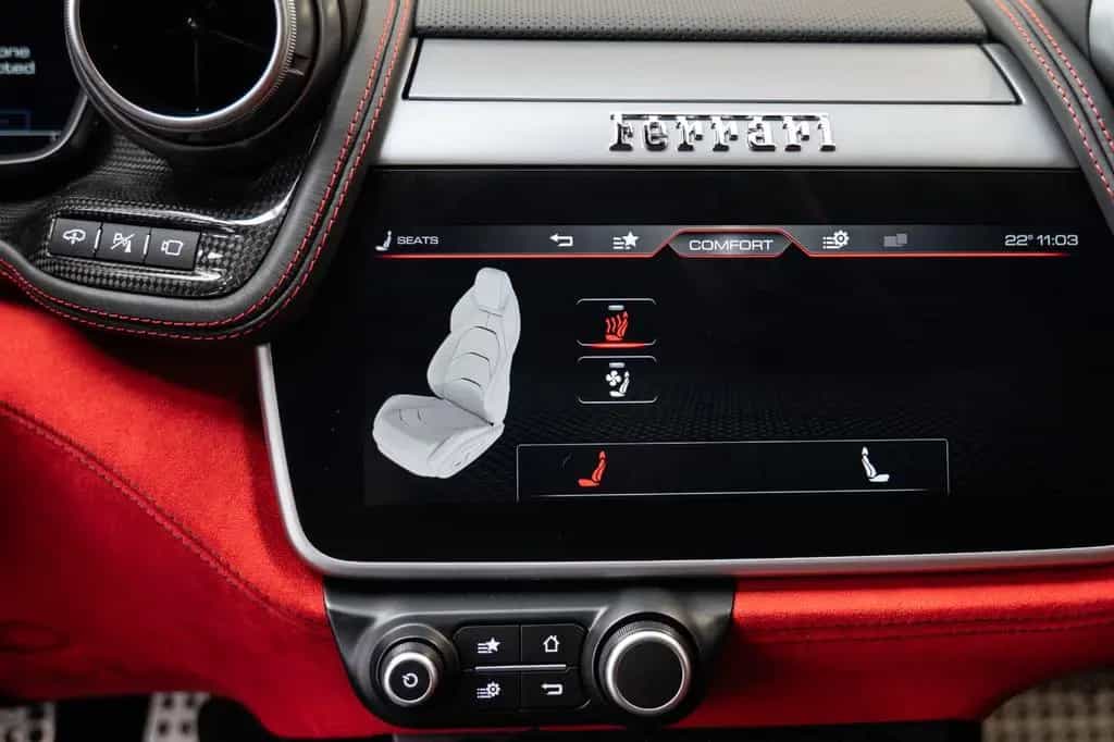 Ferrari GTC4 Lusso V12 /JBL/Camera/Lift 06/2018-photo-12