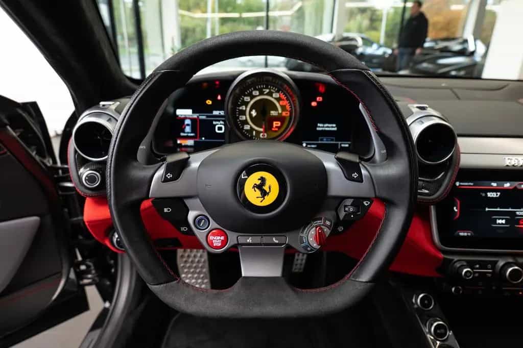 Ferrari GTC4 Lusso V12 /JBL/Camera/Lift 06/2018-photo-5