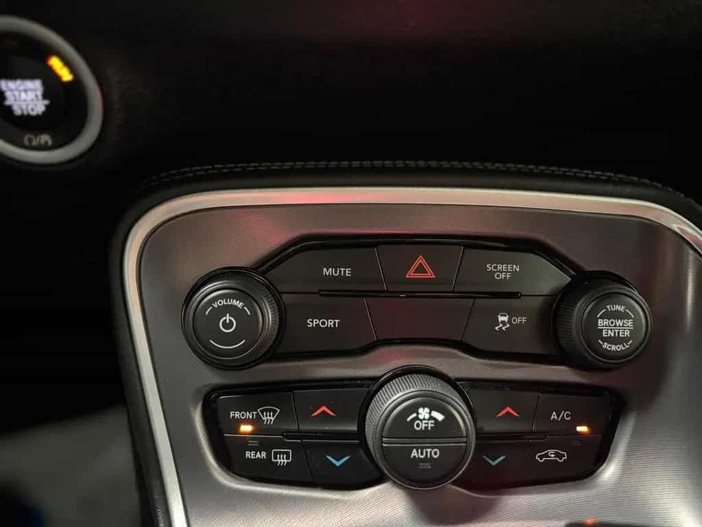 Dodge Challenger 3.6 SXT PDC LPG NAVI 10/2019-photo-10