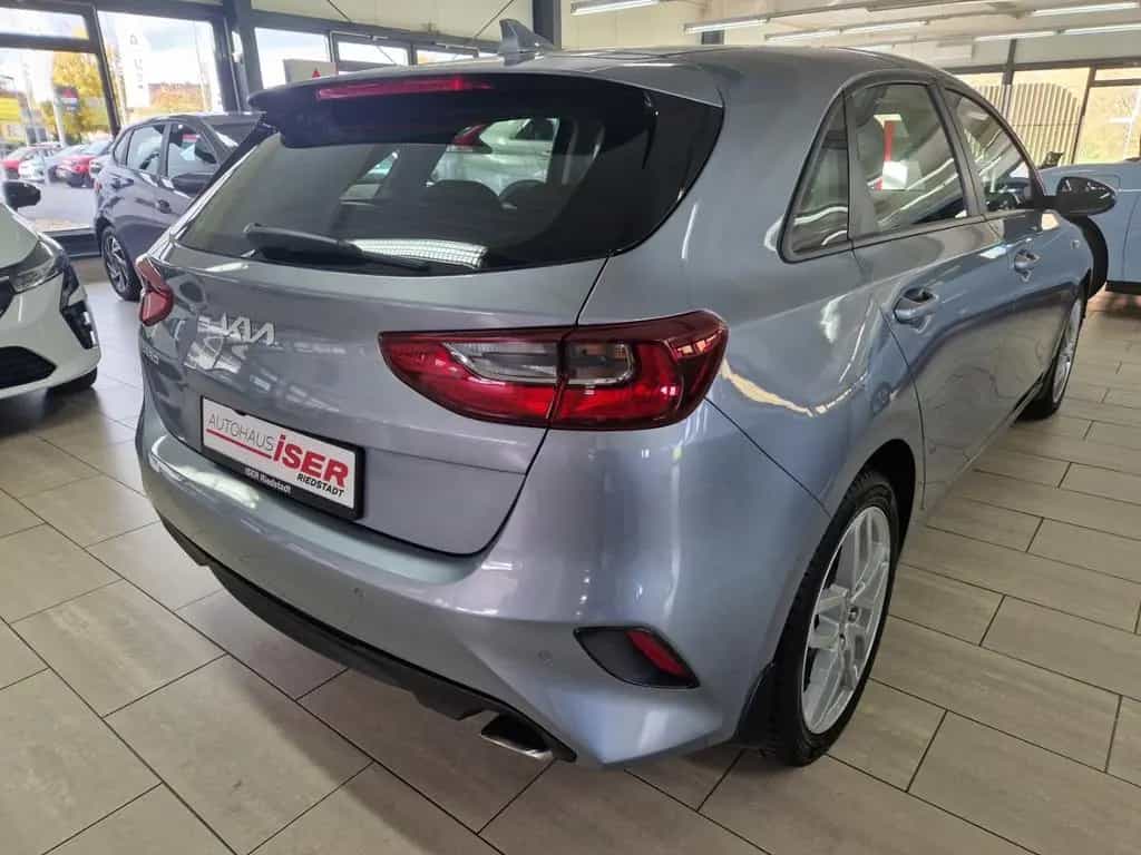 Kia Ceed Vision 1.5 T-GDI Temp Multif.Lenkrad DAB BT 03/2024-photo-4