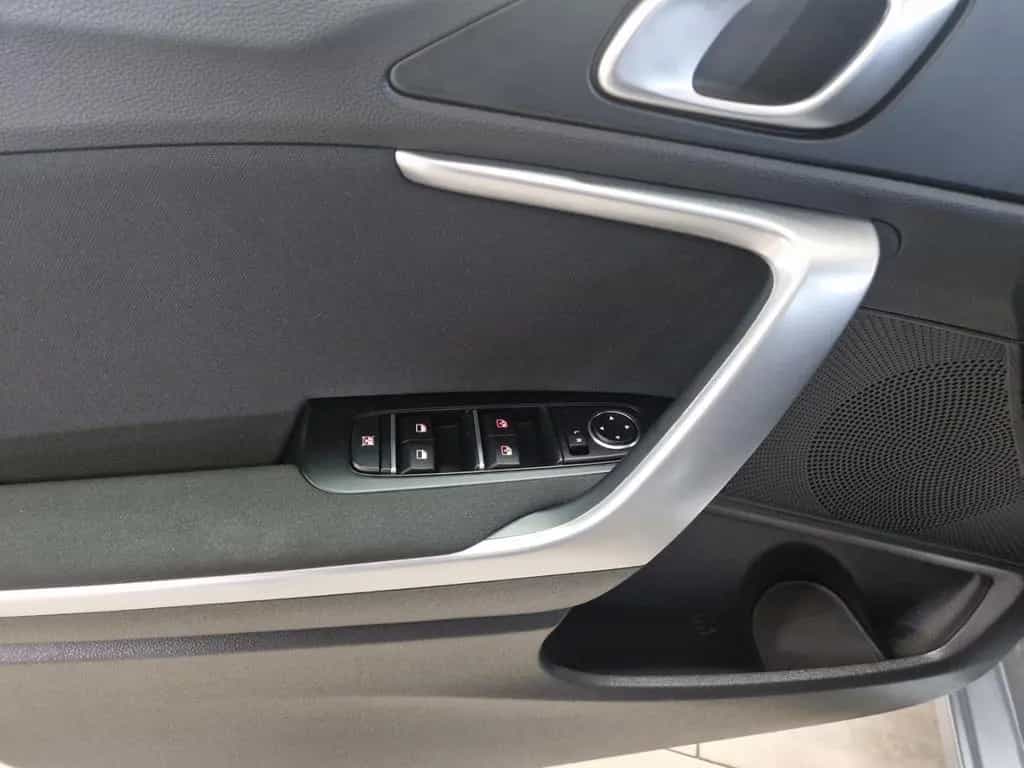 Kia Ceed Vision 1.5 T-GDI Temp Multif.Lenkrad DAB BT 03/2024-photo-8