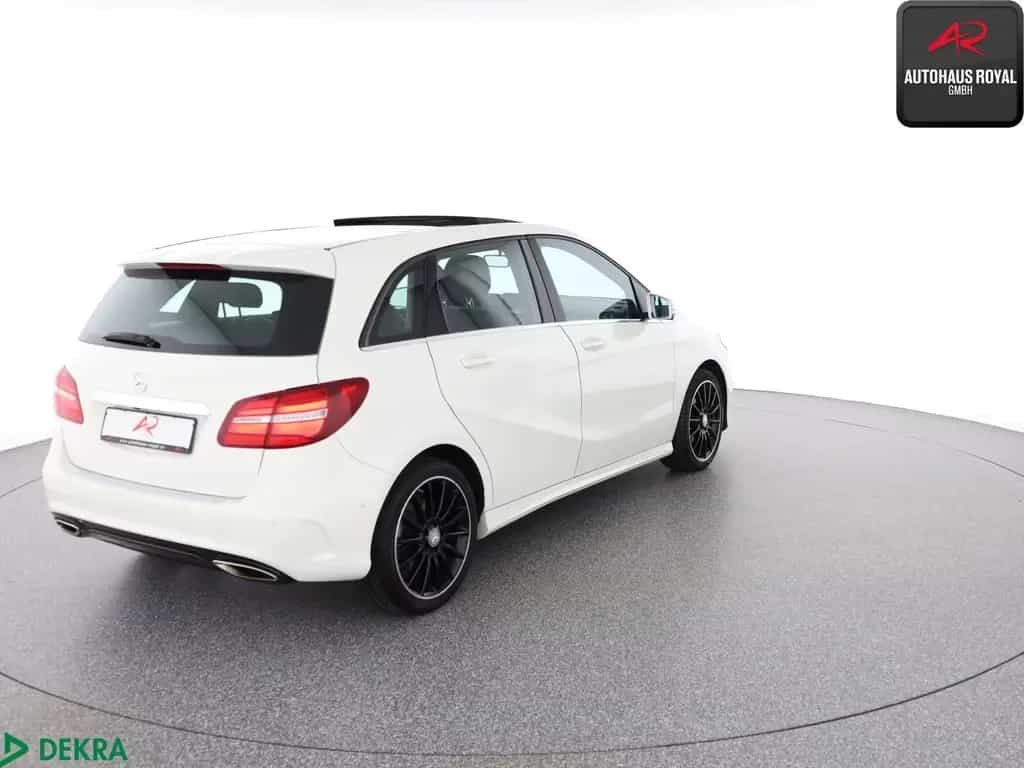 Mercedes-Benz B-Class 220 4M AMG KAMERA,PANO,MEMORY,COMAND,TOTWINKEL 03/2016-photo-4