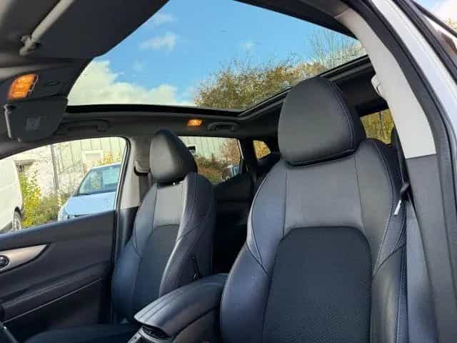 Nissan Qashqai 1.3DIG-T 160PS Tekna Bose BFS AHK Keyles 07/2019-photo-35