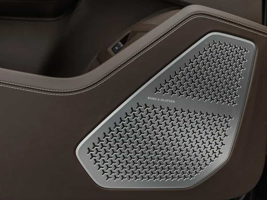 Lamborghini Urus 07/2020-photo-19