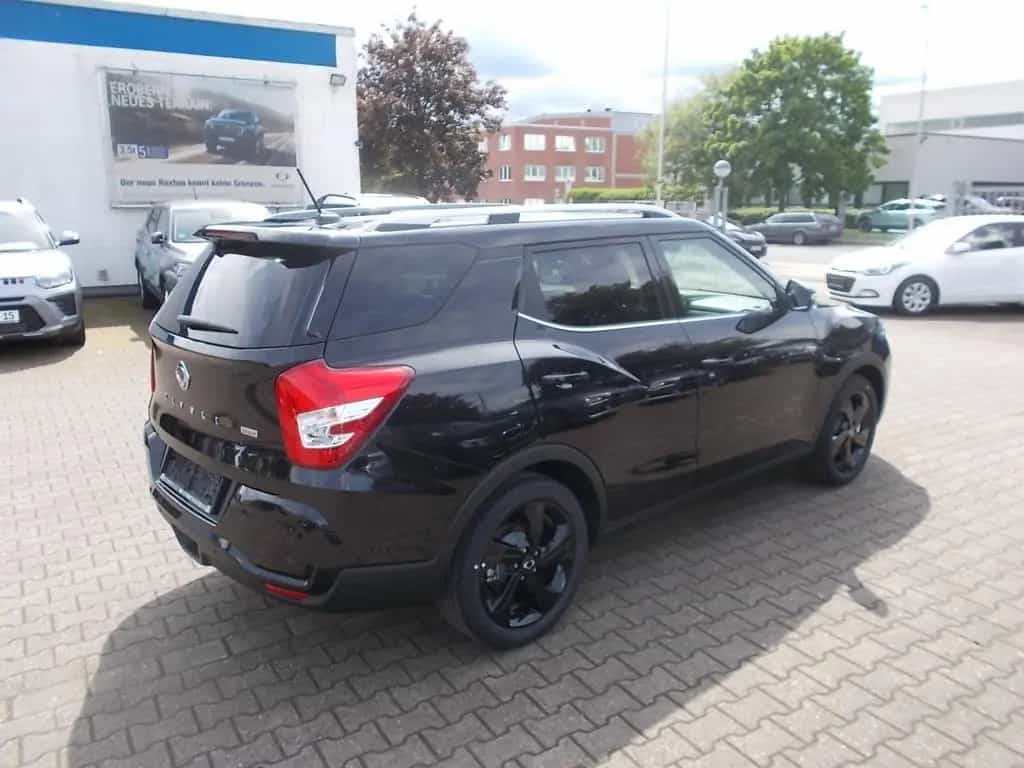 Ssangyong Tivoli Grand 1.5 T Blackline Navi Sitzh. LED 18" 01/2025-photo-4