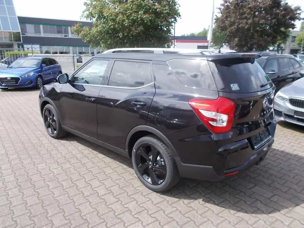 Ssangyong Tivoli Grand 1.5 T Blackline Navi Sitzh. LED 18" 01/2025-photo-6