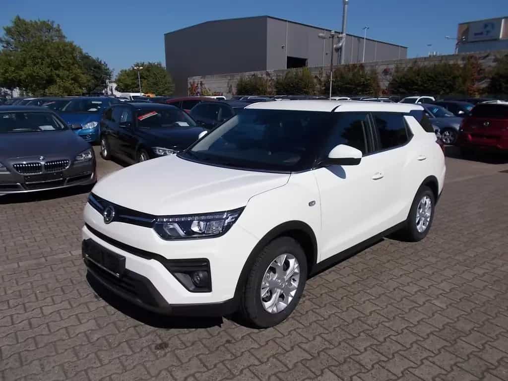 Ssangyong Tivoli Grand 1.5 T Amber Klima Kamera PDC Tempom 01/2025-photo-0