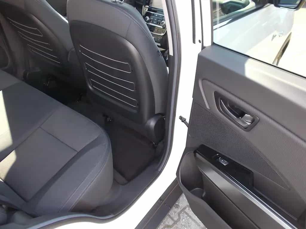 Ssangyong Tivoli Grand 1.5 T Amber Klima Kamera PDC Tempom 01/2025-photo-19