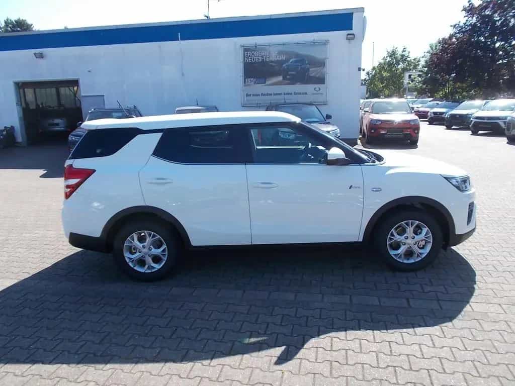 Ssangyong Tivoli Grand 1.5 T Amber Klima Kamera PDC Tempom 01/2025-photo-3