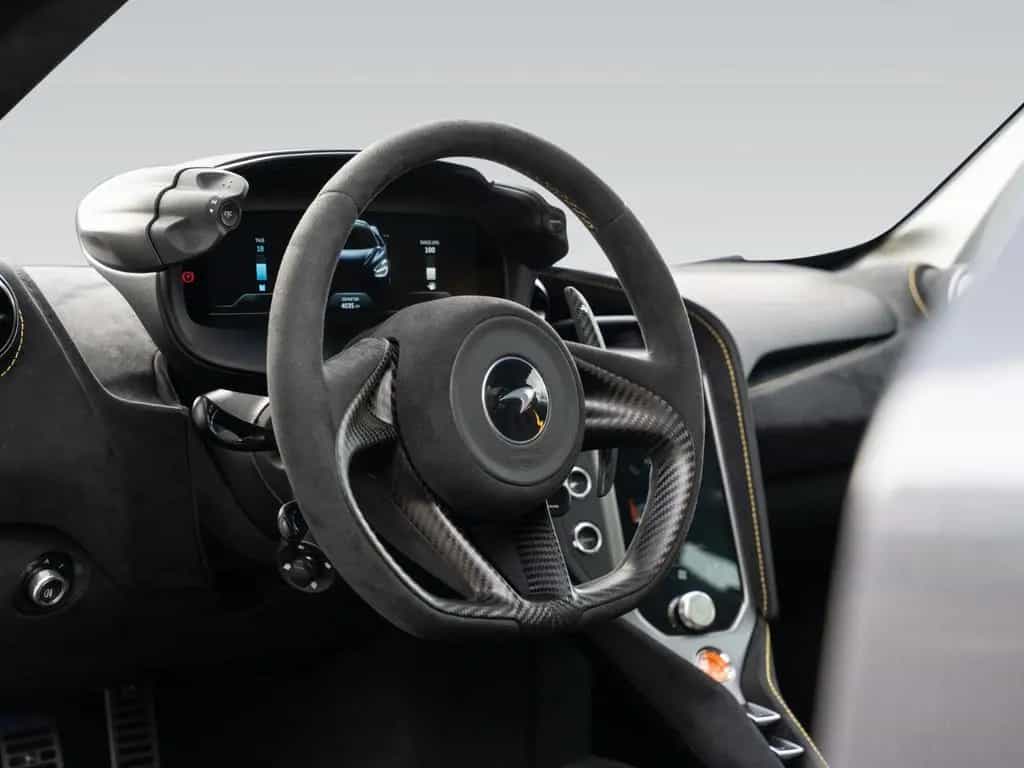 McLaren 750S Coupé | Titanium Harness Bar | Carbon 06/2025-photo-10