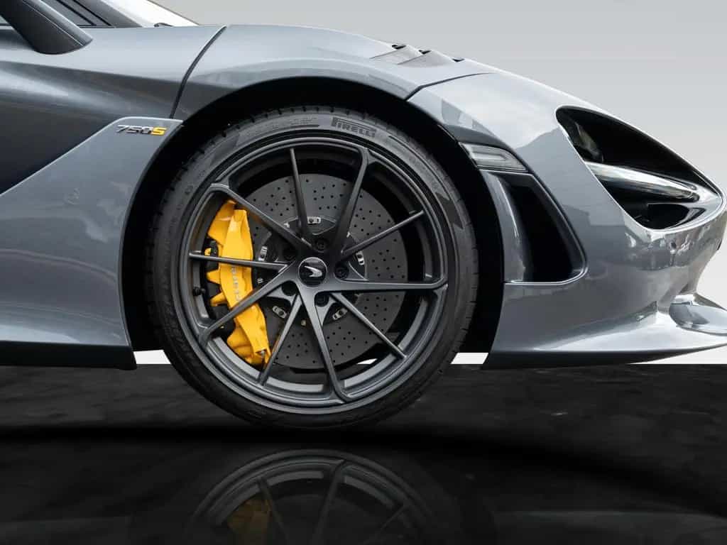 McLaren 750S Coupé | Titanium Harness Bar | Carbon 06/2025-photo-11
