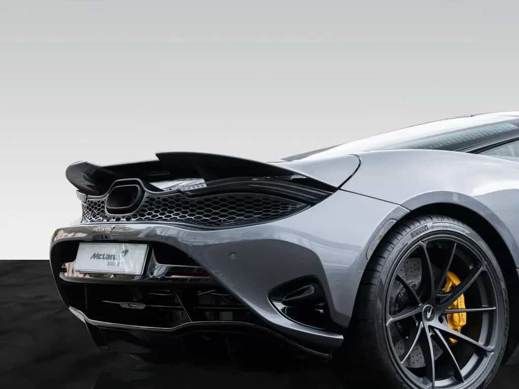 McLaren 750S Coupé | Titanium Harness Bar | Carbon 06/2025-photo-16