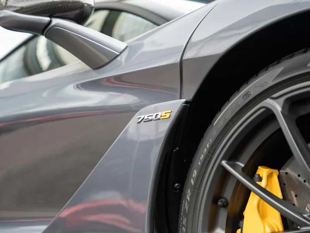 McLaren 750S Coupé | Titanium Harness Bar | Carbon 06/2025-photo-21