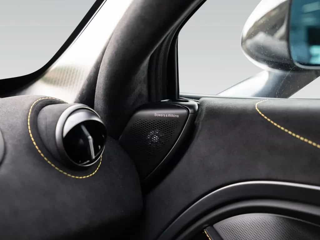 McLaren 750S Coupé | Titanium Harness Bar | Carbon 06/2025-photo-29
