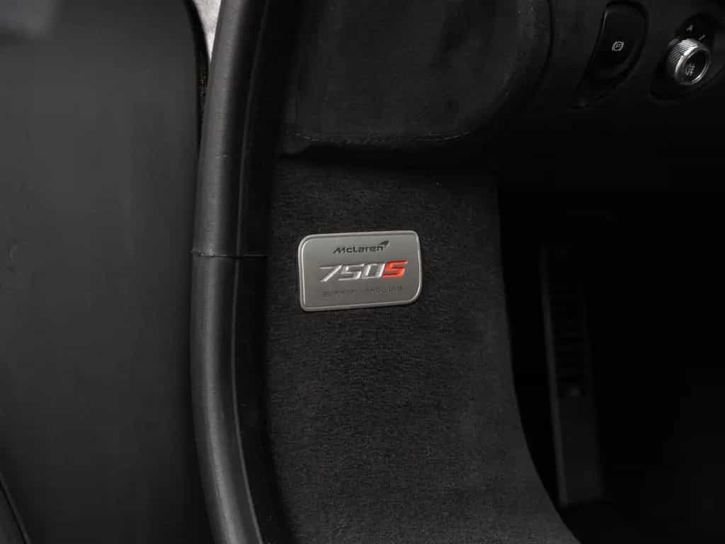 McLaren 750S Coupé | Titanium Harness Bar | Carbon 06/2025-photo-30