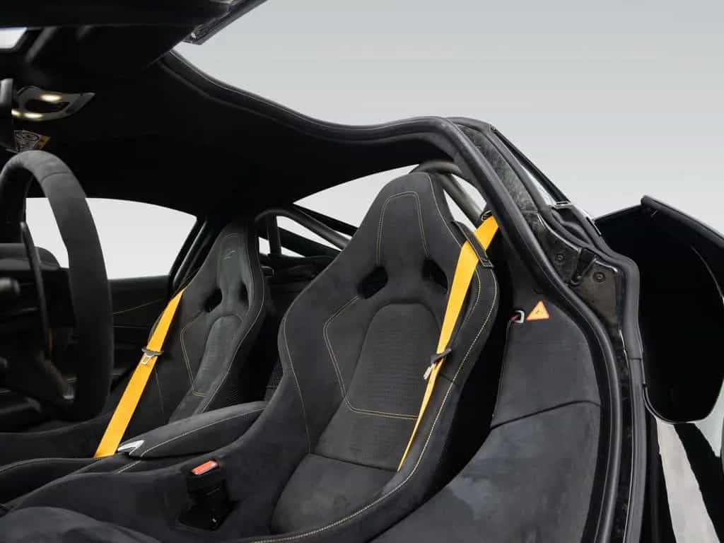 McLaren 750S Coupé | Titanium Harness Bar | Carbon 06/2025-photo-6