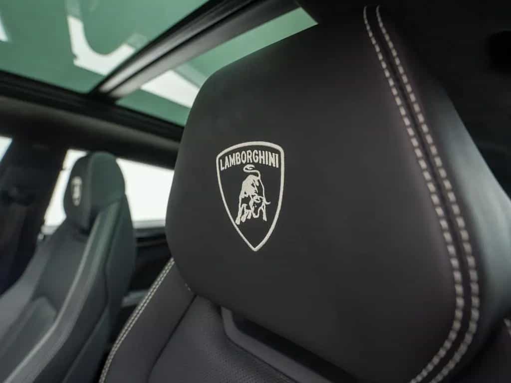 Lamborghini Urus S 23" B&O PANO MASSAGE NACHTSICHT PARK-ASSI 11/2023-photo-14