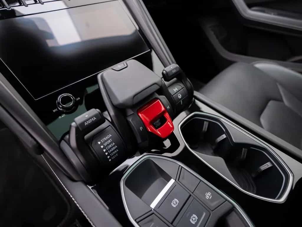 Lamborghini Urus S 23" B&O PANO MASSAGE NACHTSICHT PARK-ASSI 11/2023-photo-15