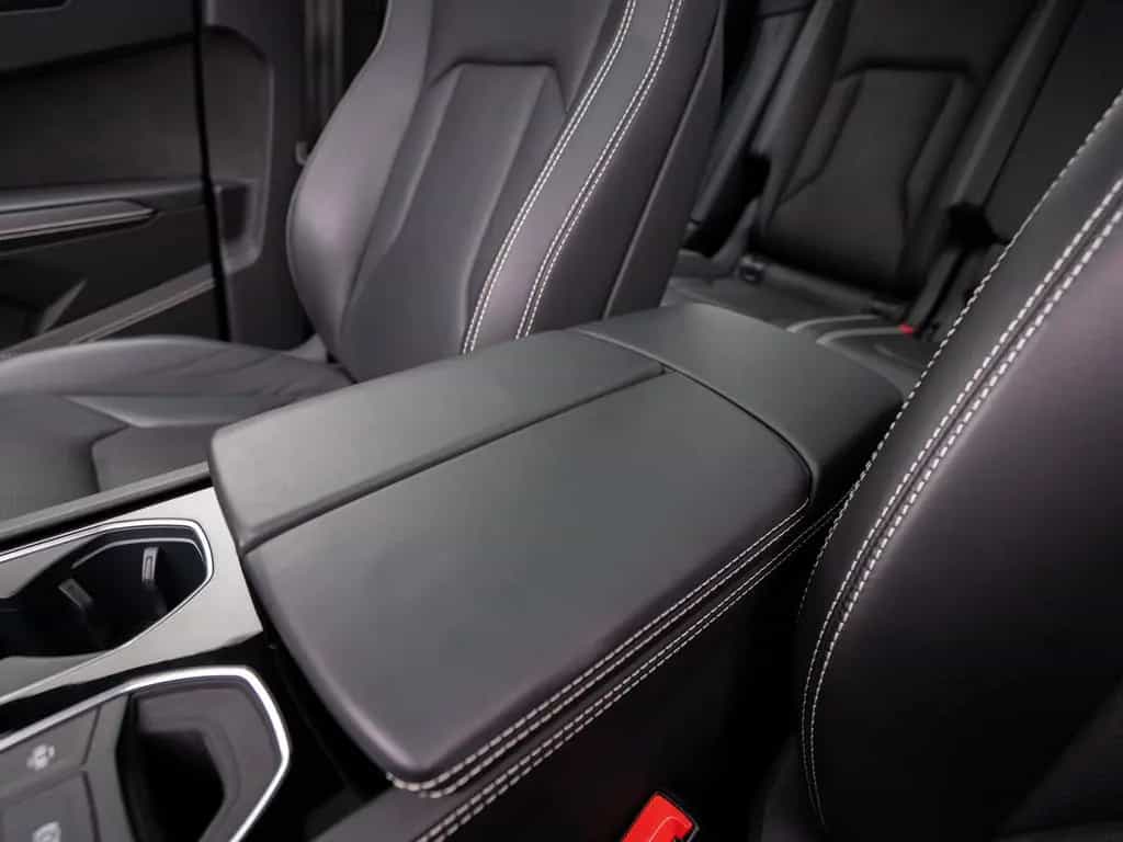Lamborghini Urus S 23" B&O PANO MASSAGE NACHTSICHT PARK-ASSI 11/2023-photo-18