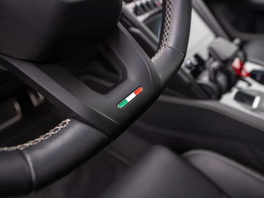 Lamborghini Urus S 23" B&O PANO MASSAGE NACHTSICHT PARK-ASSI 11/2023-photo-29