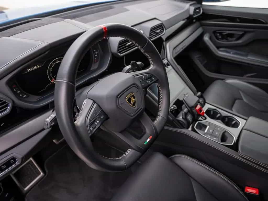Lamborghini Urus S 23" B&O PANO MASSAGE NACHTSICHT PARK-ASSI 11/2023-photo-30