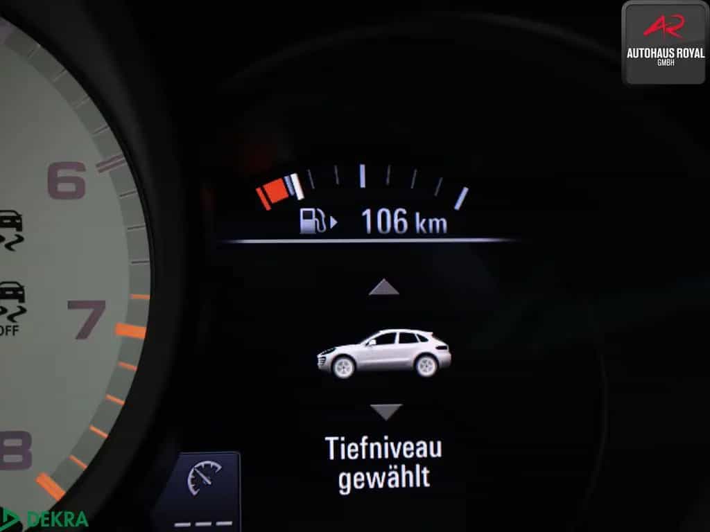 Porsche Macan Turbo SPORT CHRONO PASM,21ZOLL,STANDHEIZ. 06/2018-photo-17