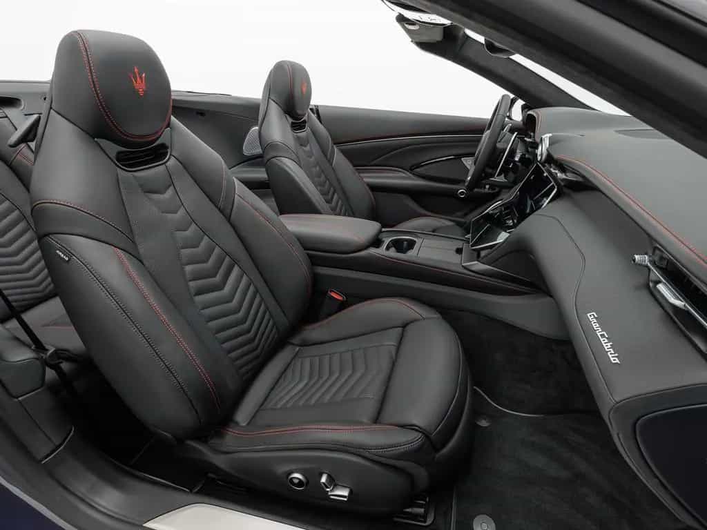 Maserati GranCabrio Trofeo FUORISERIE + TAGESZULASSUNG 08/2025-photo-18