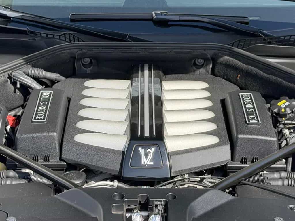 Rolls-Royce Ghost Series II V12 01/2015-photo-10